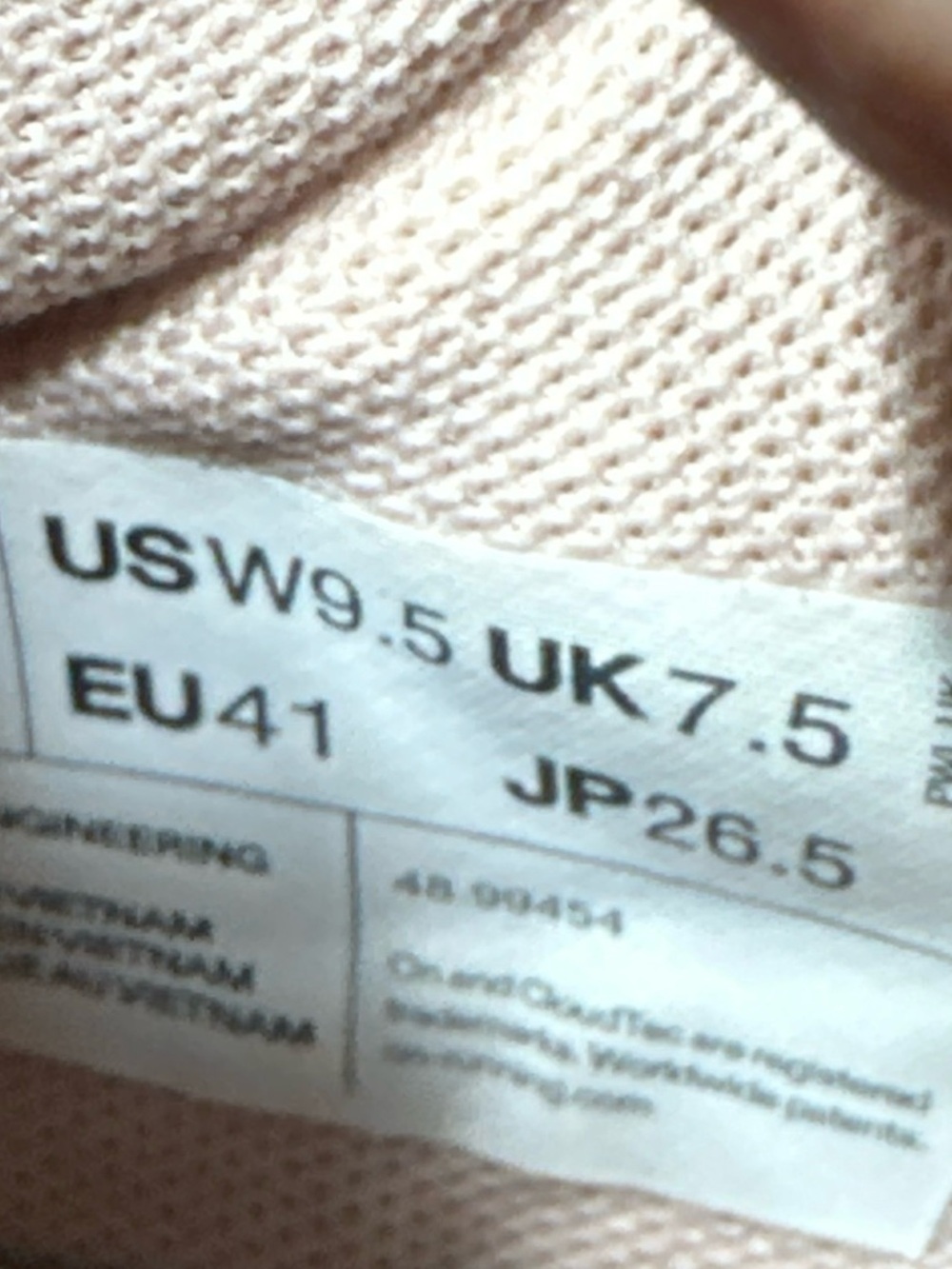 On Running Women's White Sneakers with Light Pink Lining - Picture 9 of 16